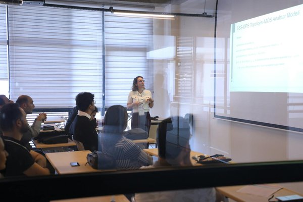 Stratégies Innovantes pour Optimiser la Gestion des Projets Complexes dans le Secteur de la Construction