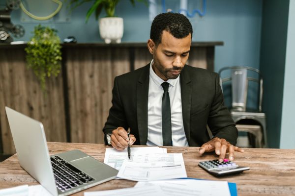 Les critères essentiels pour sélectionner un expert comptable idéal