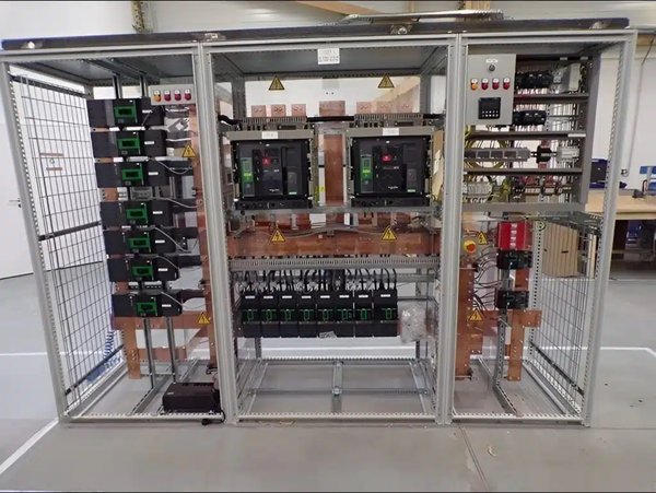Solutions sur mesure d'armoires électriques pour ouvrages publics